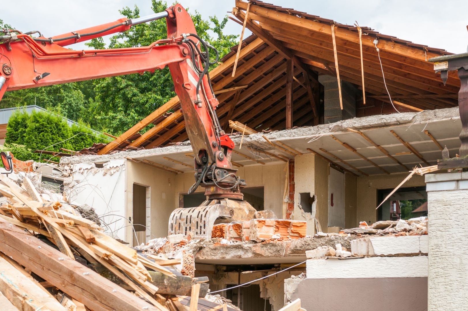 Reliable demolition company in Apple Valley CA